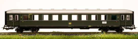 Piko 53275-4 – 2. Klasse Schürzeneilzugwagen B4ylwe der DB 