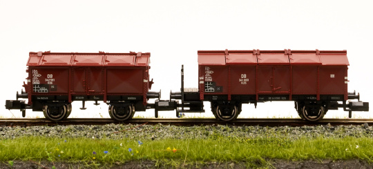 Fleischmann 821901 (N) – 2-teiliges Klappdeckelwagen K 25 und K 06 der DB 