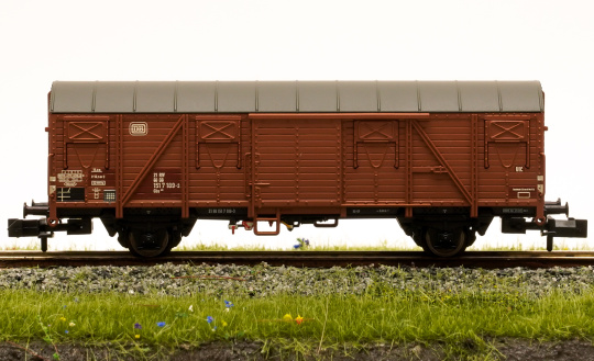 Liliput 260149-3 (N) – Gedeckter Güterwagen Gbs 245 der DB 