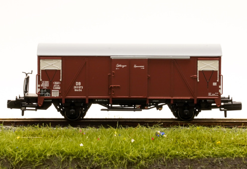 Modellbahn Union MU-N-G54007 – Güterwagen Gms 54 der DB, mit Bremserbühne und Handschriften 