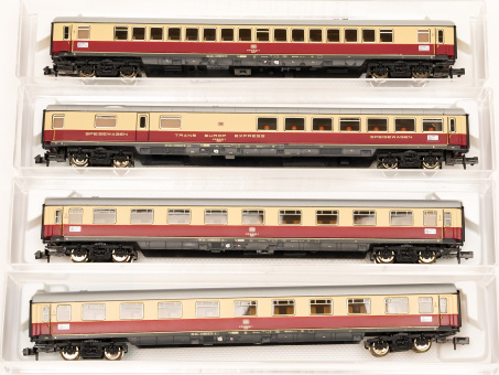Fleischmann 881905 (N) – 4-teiliges Reisezugwagenset TEE 22/23 Van Beethoven der DB 