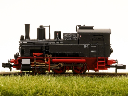Minitrix 16890 – Tenderlokomotive BR 89 der DB, digital (mfx/DCC) & Sound 