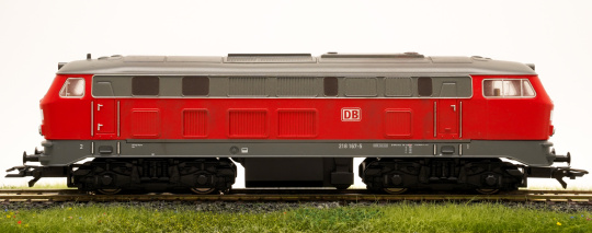 Piko 57801-2 (AC) – Diesellok BR 218 der DB AG, digital (MM/DCC) & mit Betriebsspuren 