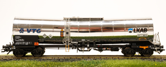 Piko 54768 (AC) – Chemiekesselwagen Zacens der Luossavaara-Kiirunavaara Aktiebolag (LKAB) 