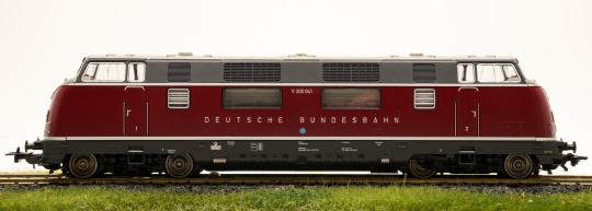 Piko 59709-2 (AC) – Mehrzweck-Diesellok BR V 200 der DB, digital (mfx/MM/DCC) & Sound 