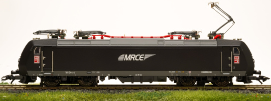 Märklin 36832 – Mehrsystem-Elektrolok BR 185 der MRCE, digital (MM) 