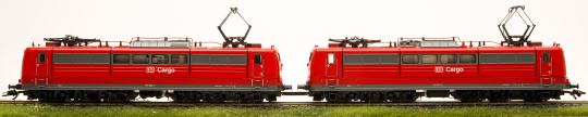 Märklin 37432 – 2 Güterzug-Elektroloks BR 151 der DB Cargo, digital (MM) & Sound 
