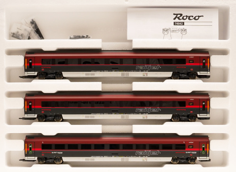 Roco 74042 (AC) – 3-teiliges Railjet-Wagenset der ÖBB, Innenbeleuchtung 