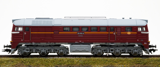 Märklin 39200 – Diesellok BR 120 der (D)DR, digital (mfx+/MM/DCC) & Sound 