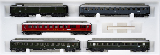 Märklin 42941 – 5-tlg. Schnellzugwagen-Set Riviera Express der DB / DSG / FS,  Innenbeleuchtung und Fahrgästen 