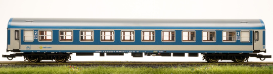 Roco 64867 – 2. Klasse Reisezugwagen Bd der Ungarischen Staatsbahn MAV 