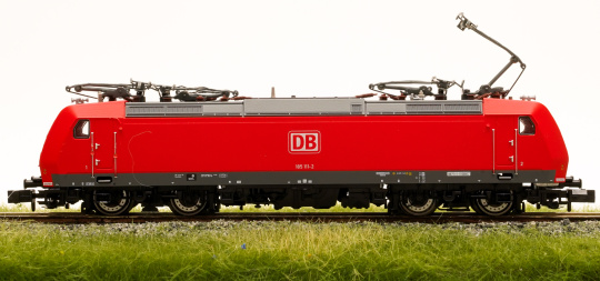 Fleischmann 7385 (N) – Mehrsystem-Elektrolok BR 185 der DB AG, digital (DCC/MM) 