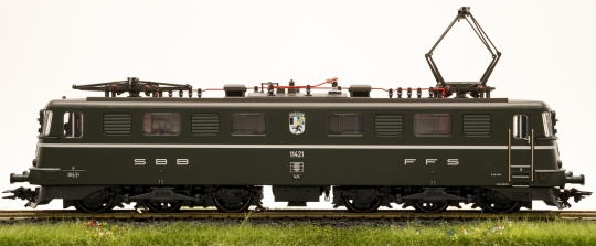 Märklin 39365 – Mehrzweck-Elektrolok Serie Ae 6/6 der SBB, digital (mfx+/MM/DCC) & Sound 