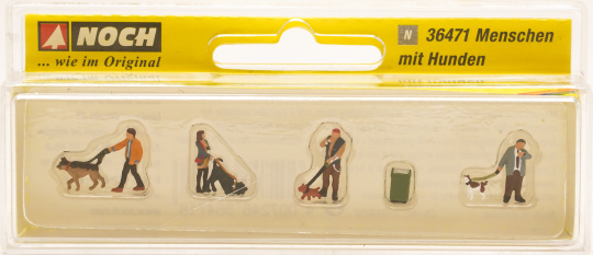 Noch 36471 (N) – Menschen mit Hunden, 4 Figuren 