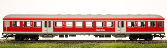 Märklin 43806 – 2. Klasse Nahverhrswagen Bnrz 451.0 der DB Regio 