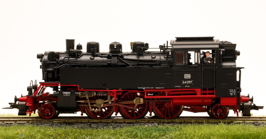 Roco 68200 (AC) – Tender-Dampflok BR 64 -Bubikopf- der DB, digital (MM/DCC) & Telex-Kupplung 