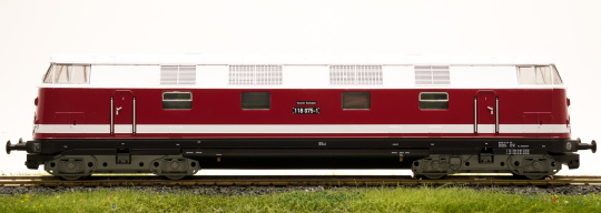 Gützold 47161 (AC) – Mehrzweck-Diesellok RB 118 der (D)DR, digital (MM,DCC) & Sound 