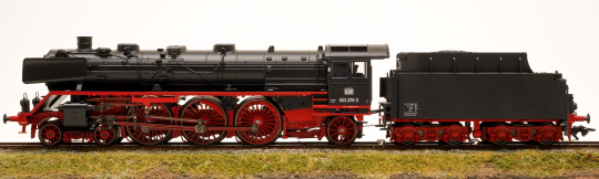Märklin 36951 – Schlepptender-Dampflok BR 003 der DB, digital (mfx/MM/DCC) & Sound & Rauchgenerator 