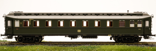 Brawa 2449 (AC) – 2. Klasse D-Zugwagen mit Küchenabteil der DB 