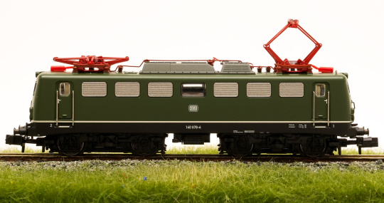 Minitrix 16404 – Elektrolok BR 140 der DB, digital (DCC) & Sound 