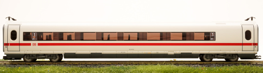 Märklin 43714 – 1. Klasse Zwischenwagen ICE 3 der DB AG 