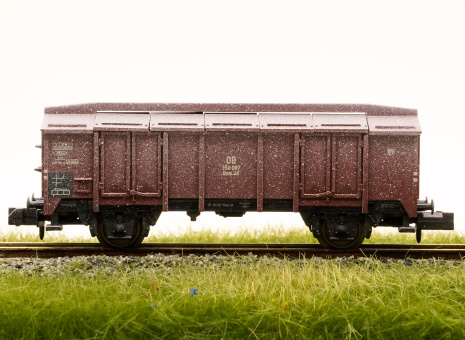 Minitrix 15194-29 – Klappdeckelwagen Kmm 36 der DB, mit authentischer Alterung 