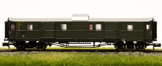 Fleischmann 808002K (N) – Schnellzug-Gepäckwagen Pw4ü pr07 der DB 