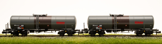 Fleischmann 825812 (N) – 2-teiliges Kesselwagen-Set der ÖBB 