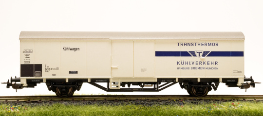 Piko 54070 (AC) – Kühlwagen Ibblps Transthermos Kühlverkehr der DB 
