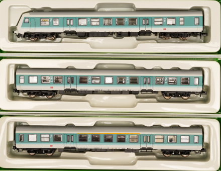 Arnold HN4117 – 3-teiliges Regional-Express-Set der DB 