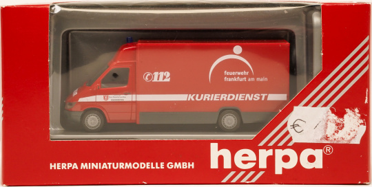 Herpa 045872 (1:87) – Mercedes-Benz Sprinter Feuerwehr Frankfurt am Main 
