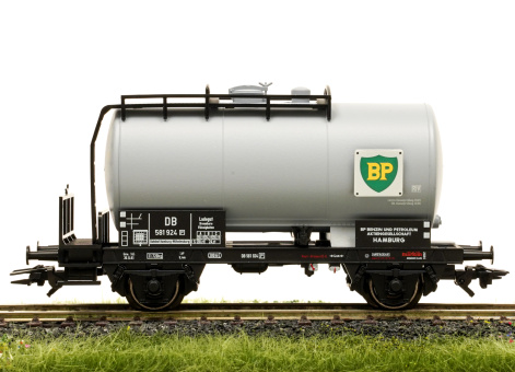 Märklin 48174 – Kesselwagen der BP Benzin und Petroleum AG, Insider-Jahreswagen 2024 