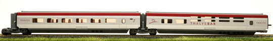 Märklin 43441 – 2-teiliges Ergänzungswagen-Set 3 THALYS PBKA für 37791, LED-Innenbeleuchtung 