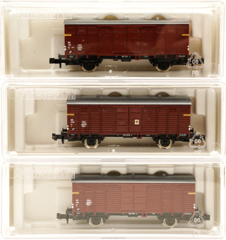 Fleischmann 833303 (N) – 3-teiliges gedeckte Güterwagen-Set Gw Stückguttransport der NS 