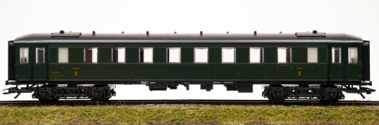 Märklin 4245 – 2. Klasse Schnellzugwagen B 10 myfi der SNCF 