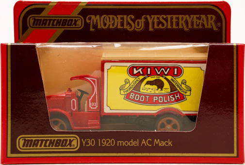 Matchbox Y-30 (1:43) – AC Mack LKW, Kiwi Boot Polish, 1920 