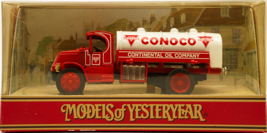 Matchbox Y23-B (1:60) – Mack AC, Conoco, 1930 