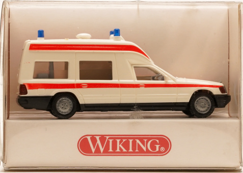 Wiking 0700120 (1:87) – Binz-Krankenwagen 