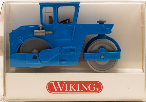 Wiking 6500320 (1:87) – Straßenwalze, blau 