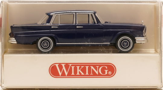 Wiking 8240326 (1:87) – Mercedes-Benz 220 S, dunkelblau 