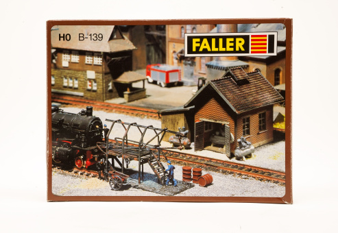 Faller 120139 (H0) – Bausatz Kompressorhaus, Rohrblasgerüst, Schürhakengestell 