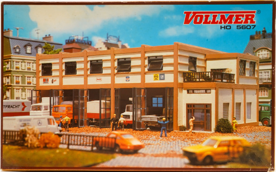 Vollmer 5607 – Bausatz Fahrzeughalle 