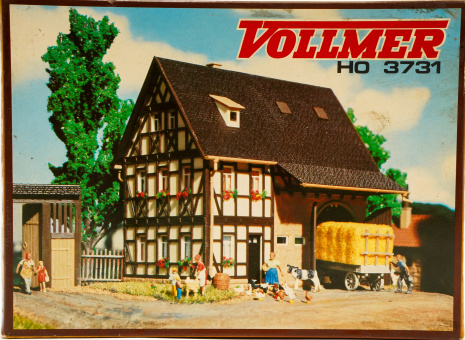 Vollmer 3731 (H0) – Bauernhaus mit Scheune 