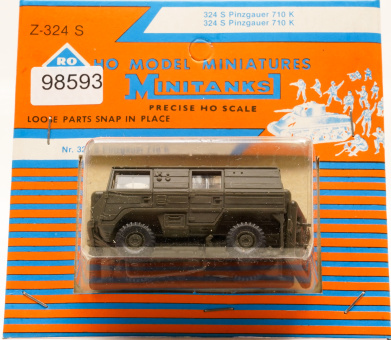 Roco 324 S (1:87) – Pinzgauer 710 K 