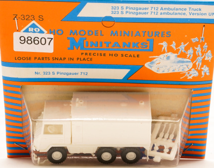 Roco 323 S (1:87) – Pinzgauer 712 