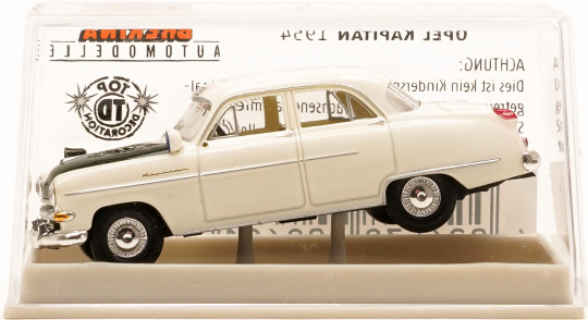 Brekina 20869 (1:87) – Opel Kapitän 1954 -Polizei- 