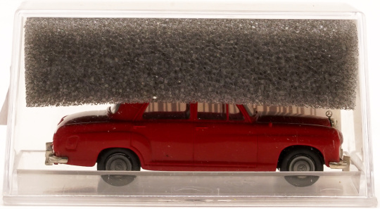 Brekina 23300 (1:87) – Mercedes Benz 180 Limusine 
