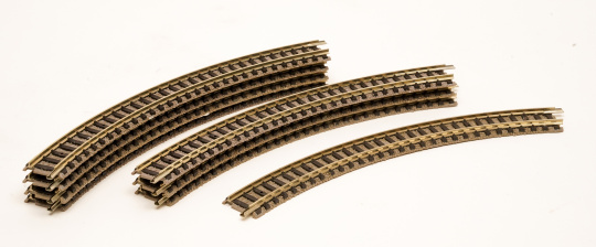 Fleischmann 9135 (N) – 6 x gebogenes Gleis R4, 30° 