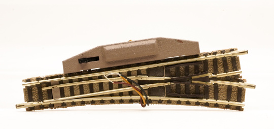 Fleischmann 9171 (N) – Weiche rechts 15° mit Antrieb 