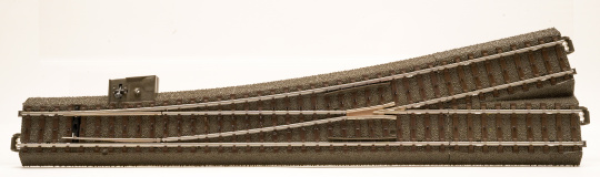 Märklin 24711 – C-Gleis schlanke Weiche links 12,1° 